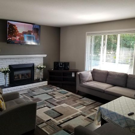 Excellent 3 Bedroom Location In Heart Of Maple Ridge Dış mekan fotoğraf
