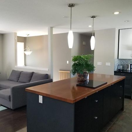 Excellent 3 Bedroom Location In Heart Of Maple Ridge Dış mekan fotoğraf