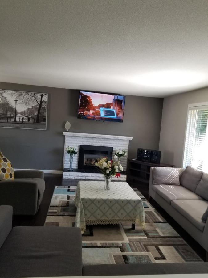 Excellent 3 Bedroom Location In Heart Of Maple Ridge Dış mekan fotoğraf