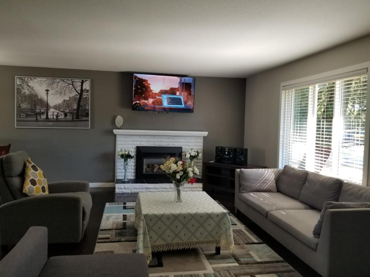 Excellent 3 Bedroom Location In Heart Of Maple Ridge Dış mekan fotoğraf